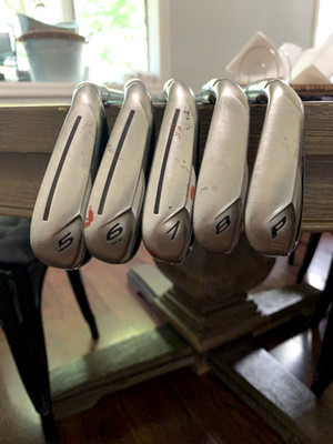 Taylormade Rocketbladez Irons 5i-8i, PW. Shafts 85g stiff flex. Used.