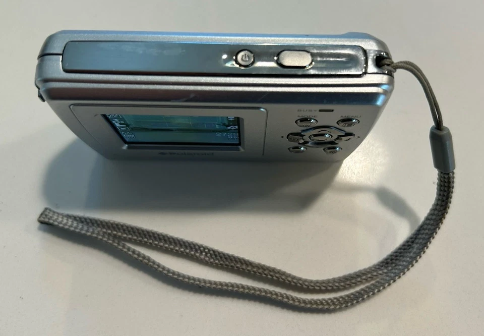 Polaroid A500 5.0 MP Digital Camera/Silver + Case/Strap/4GB SD Card - Tested - Image 4 of 4