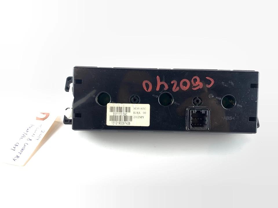 2014 Chrysler Town And Country AC Heater Climate Temperature Control OEM - Image 4 of 4