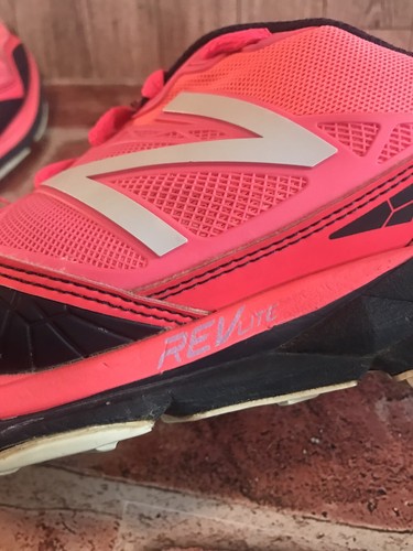 New Balance 910 Women’s 9.5D Trail Running Shoe Pink White Rockstar Rev Lite V3 - Picture 9 of 9