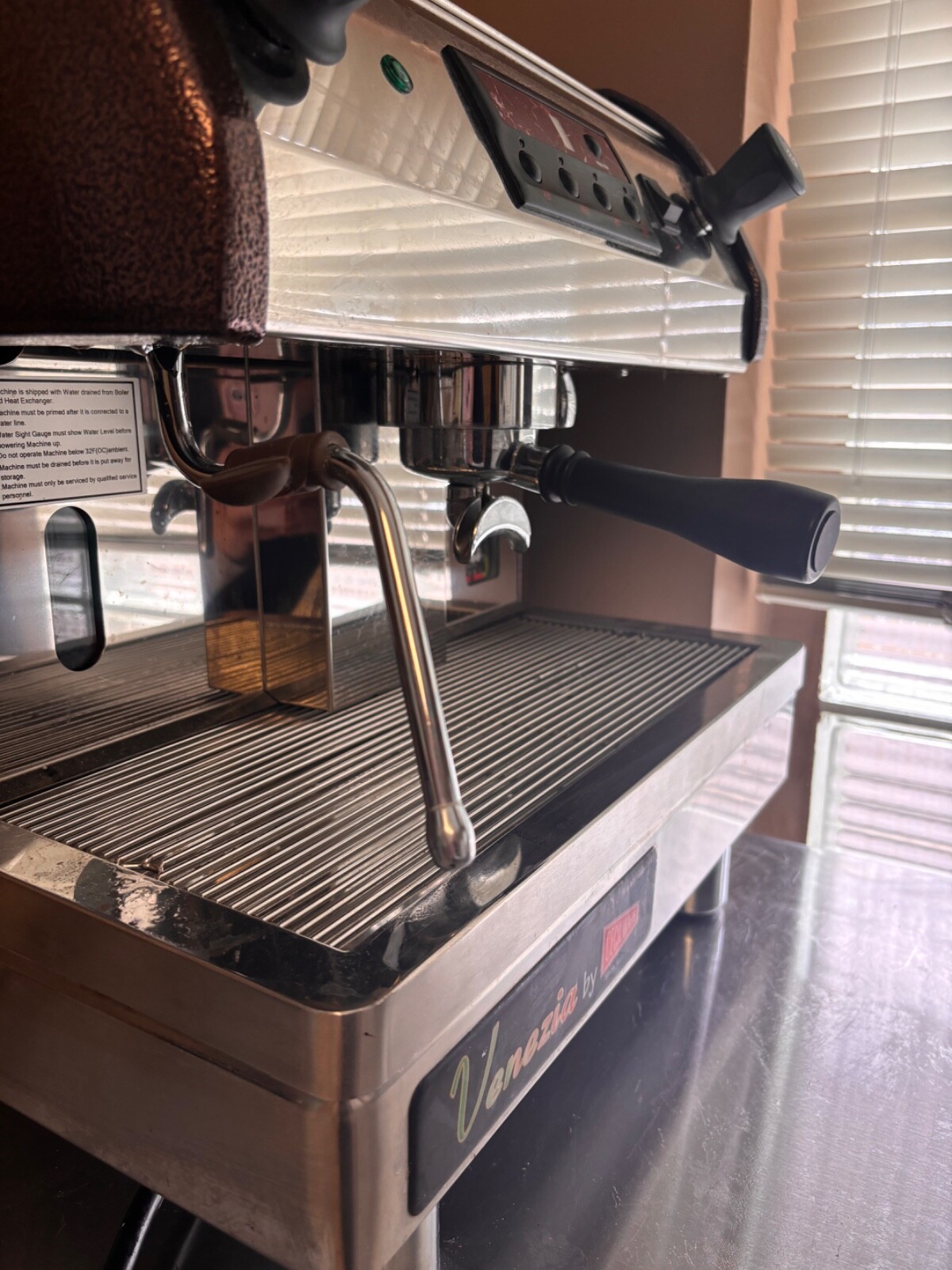 Espresso Machine commercial Venezia by Cecilware ESP1220V,water filter