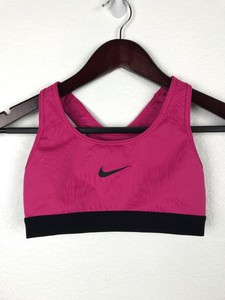 nike pink bra