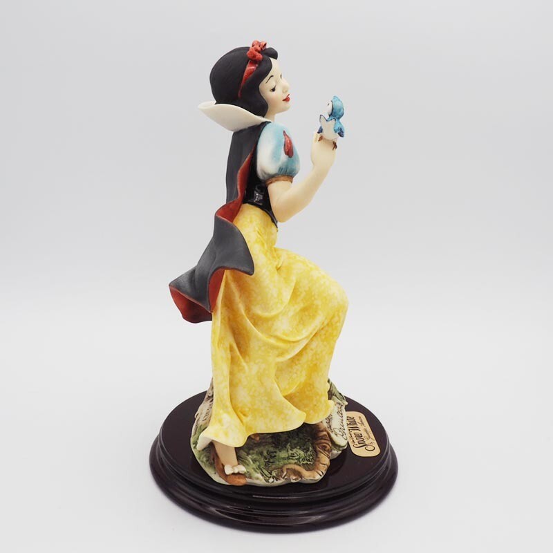 Giuseppe Armani Disney Florence Snow White With Blue Bird