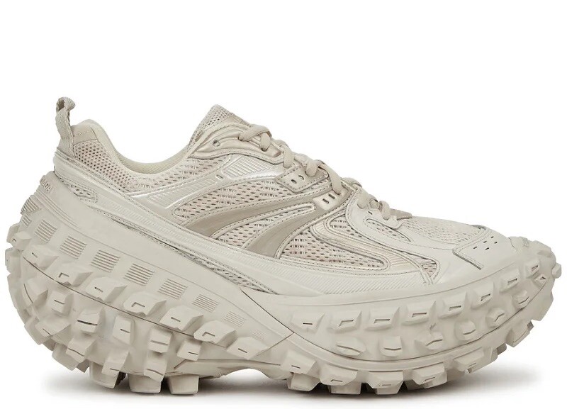BALENCIAGA Women's Bouncer Defender Platform Sneakers Beige BALENCIAGA Women's Bouncer Defender Platform Sneakers Beige