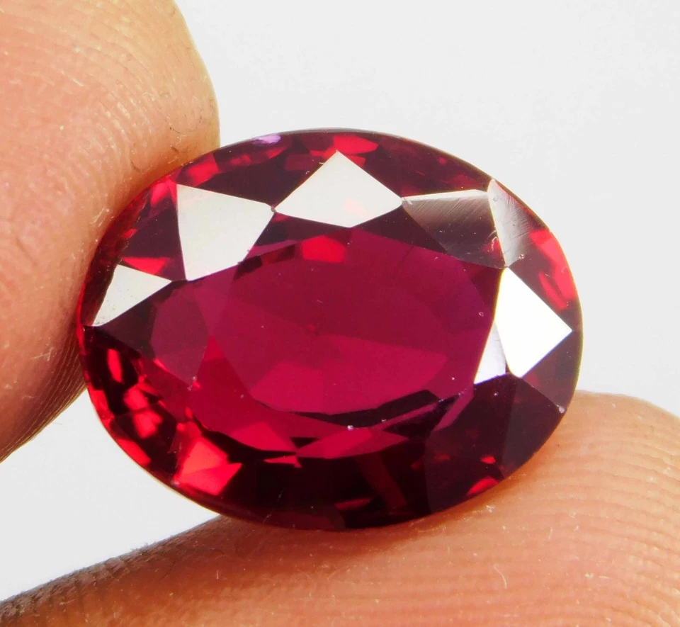 Certified 12.35 Ct Natural BURMA Red Ruby Unheated Oval Cut Loose Gemstone - Image 4 of 4