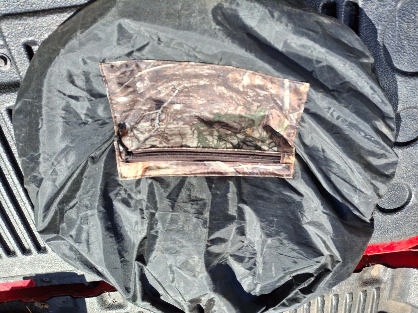 Rhino 50 Hunting 1-Person Blind - Realtree Edge