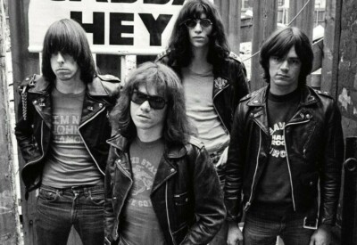 Punk Rock Band Group The Ramones Blitzkrieg Bop Picture Photo 13'' x 19'' 