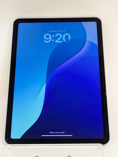 WiFi Only Apple iPad Air 5th Gen 256GB 17.3.1 Space Gray A2588