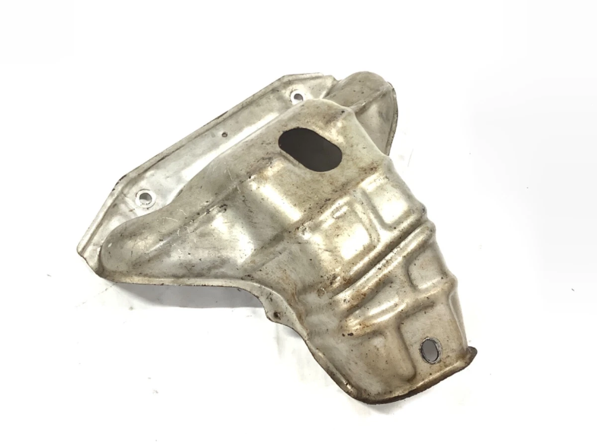 01-05 Honda Civic EX D17A2 Engine Exhaust Manifold Cover Header Heat Shield  Used | eBay