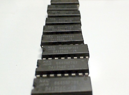 NEC D41256C-15 = 41256 DRAM für PC-XT / AT Speicher ... DIL ... antik ... 1x - Picture 1 of 3