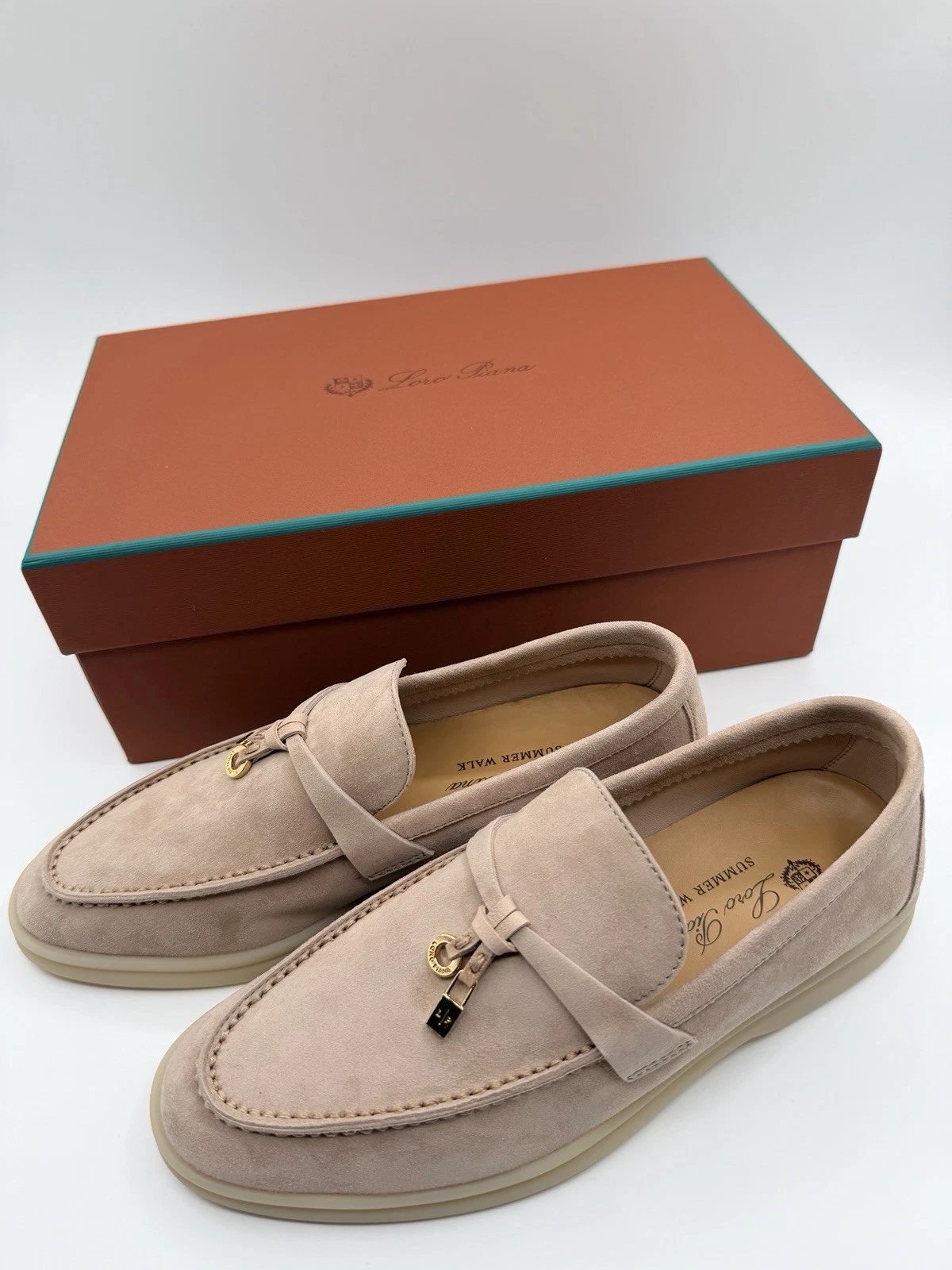 Loro Piana Summer Charm Walk Loafer Women’s EU 40 Sandstone Yacht Shoes
Opens in a new window or tab