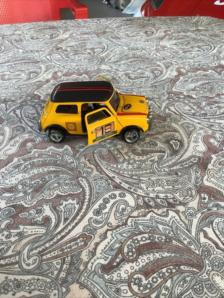 MINI MORRIS COOPER      Modellino Auto - Immagine 3 di 4