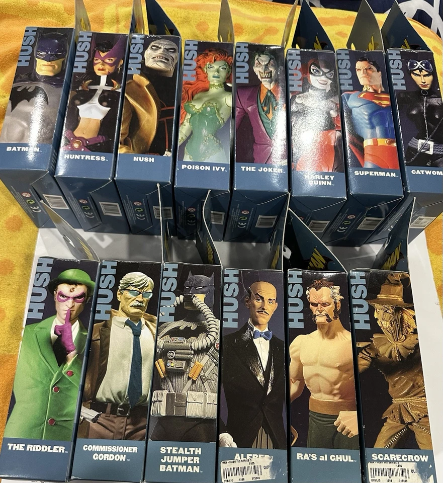 Figuras de acción DC Direct Batman HUSH - Lote de 14 por favor leer descripción Foto 4 de 4