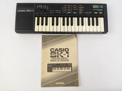 Casio SK-1 32-Key Portable Sampling Keyboard From Japan w/ Manual CO POWER CORD
