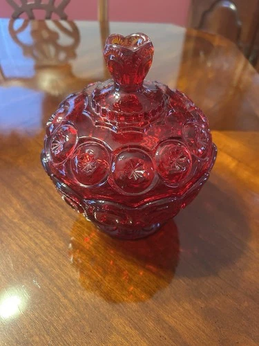 Vintage L.E. Smith Moon And Stars Red Footed Pedestal Compote Candy Dish 7”