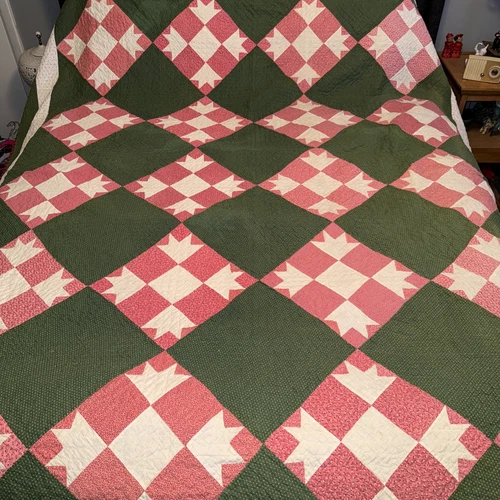 Beautiful antique green pink and white hand sewing quilt 74x86