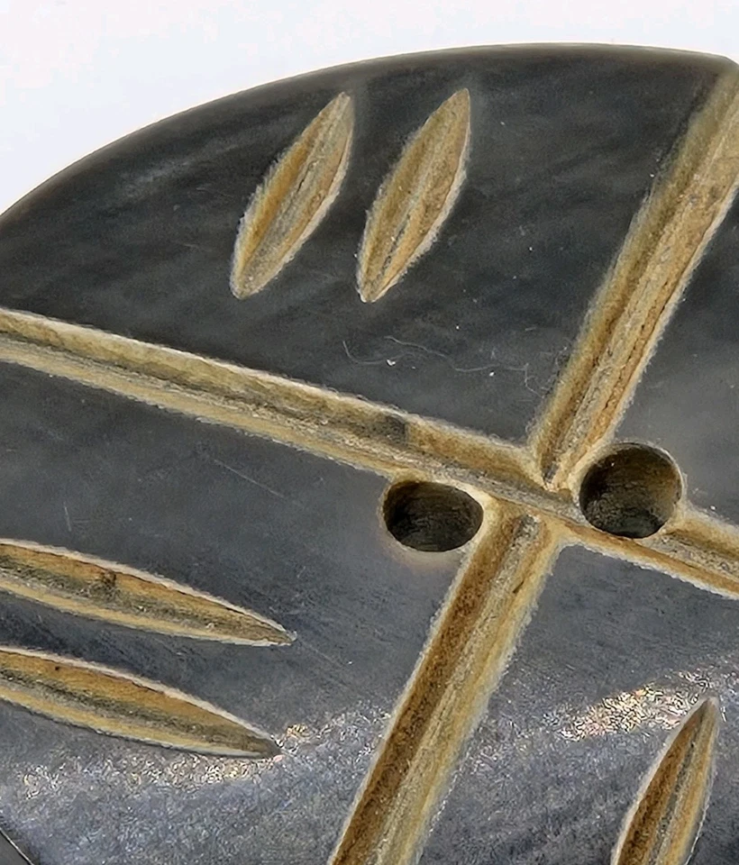 New Large 2 inch Carved Burnt Horn Button 2-Hole - Image 4 of 4