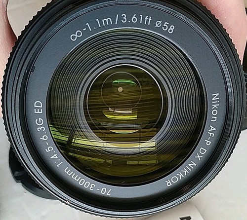3 Nikon Lenses DX AF-S Nikkor 35mm 1:1.8g, AF-P 70-300 DX ED, AF-P 18-55mm W Bag - Picture 10 of 23