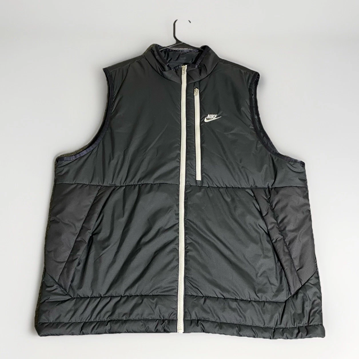 Nike Therma-FIT Repel Puffer Vest Men XL Black DD6869-010 Athleisure Gorp Sport