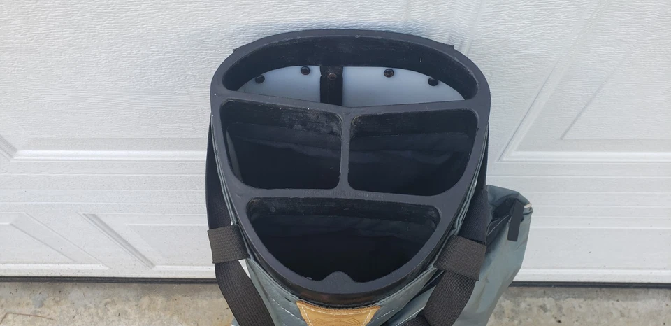 SUN MOUNTAIN ECLIPSE 携带高尔夫球袋 4 路轻便蓝色/薄色无支架杆 — 第 3/4 张图片