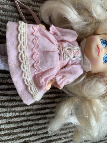 Hasbro 1986 Molly My Little Pony Vestito Collant Nastro MLP G1 Bambola 4,5" - Foto 3 di 10