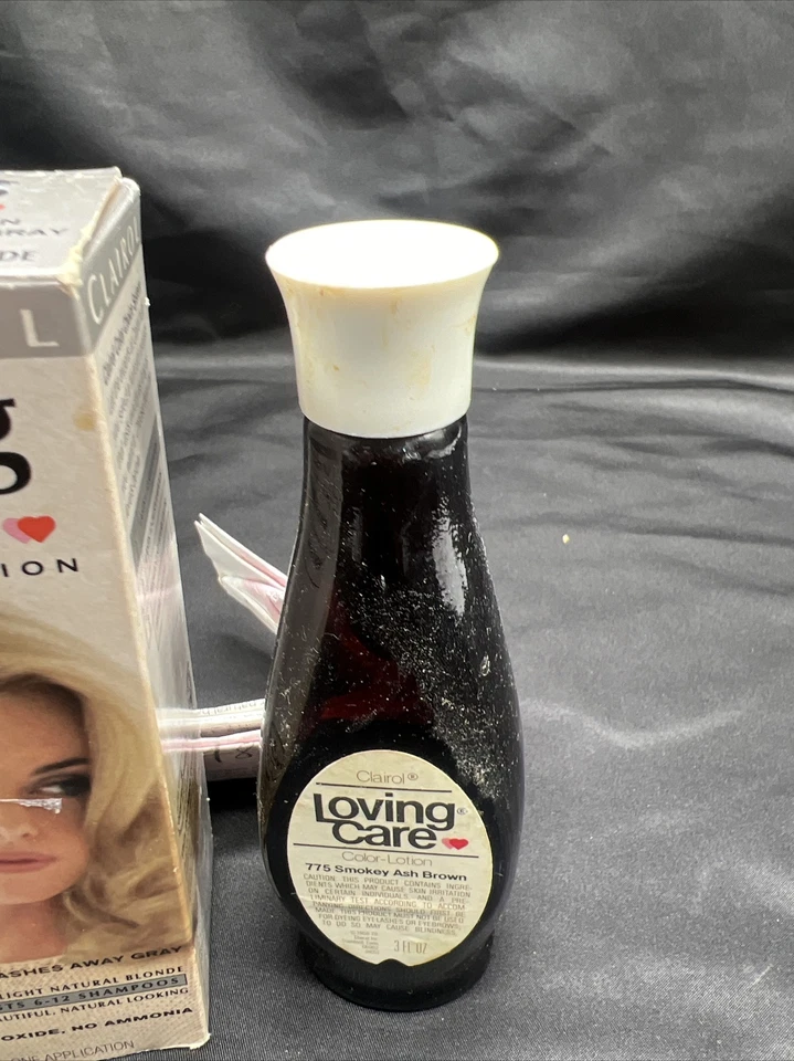 Paquete de 1 color de cabello marrón ceniza ahumada Loving Care 775 de la marca Clairol paquete incorrecto Foto 3 de 4