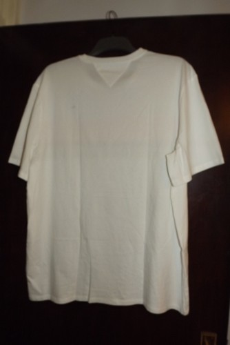 New men's Tommy Hilfiger XXL Tee in White with large Logo and tags 100% cotton. - Picture 5 of 5