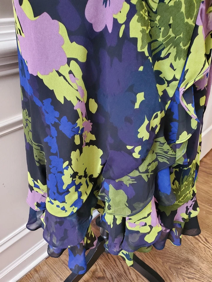 Vestido para mujer MM Couture floral de poliéster con cuello en V sin mangas hasta la rodilla talla L Foto 4 de 4