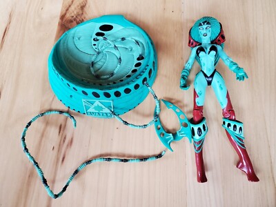 VTG Rendition WEB WITCH Green Variant Action Figure Toy 1998 Avatar Bolt Ent