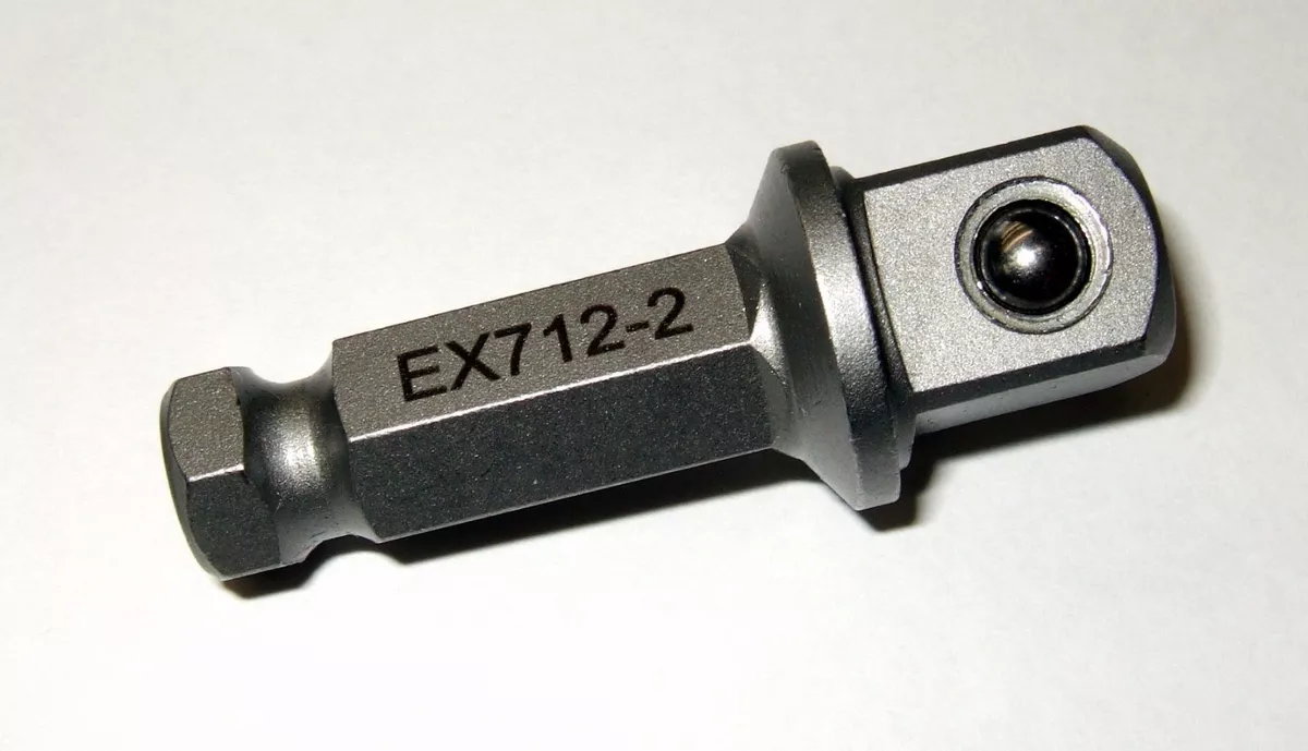 Tool Adaptation: 7/16 To 1/2 Adapter For Versatile Use