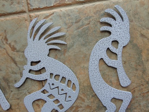 Set of 3 Small Kokopelli Musicians Metal Wall Art 11" T White & Silver Finish - 第 5/6 張圖片
