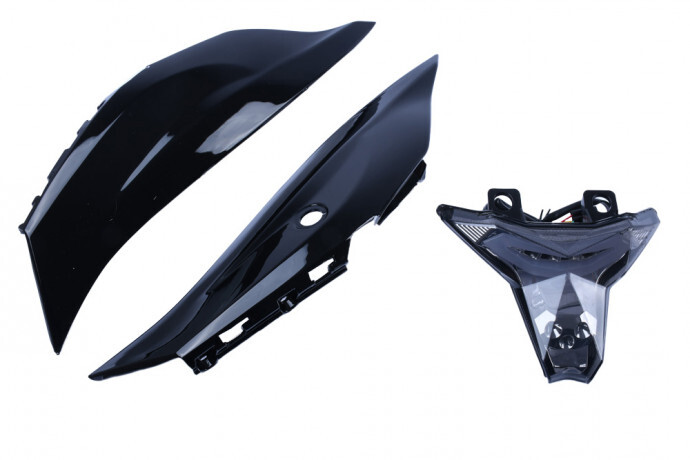 Coque arrière noire et feu stop fumé Kawasaki ZX10RR 2017 2018 2019 optique LED arrière