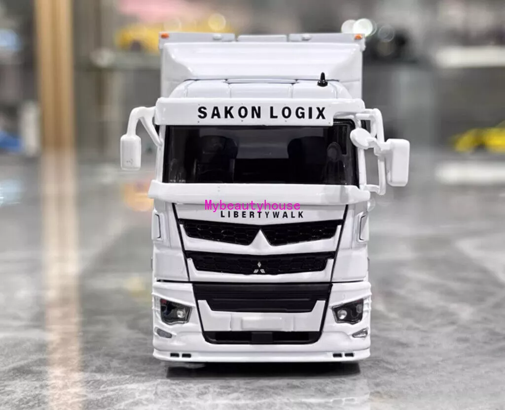 GCD 1:64 White LB Fuso Super Great Transport Truck Model GCD 1:64 White LB Fuso Super Great Transport Truck Model