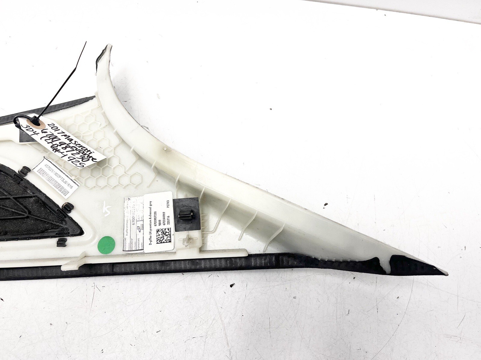 ⭐️2017-2020 Maserati Levante Rear Left ALCANTARA Pillar Panel Cover 6700987230