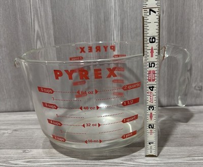 VTG PYREX 8 Cup XL Glass Measuring Cup Batter Bowl 2 Liter Red Corning USA (f1)