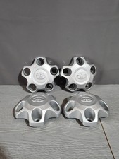 Toyota Sequoia Tundra Oem Wheel Center Cap 42603-0c051 2007-2019 Set Of 4 Toyota Sequoia Tundra Oem Wheel Center Cap 42603-0c051 2007-2019 Set Of 4