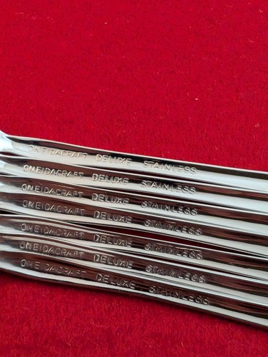 Set Of 7 Cocktail Forks Oneidacraft Deluxe SHASTA Stainless Silverware - Picture 6 of 6