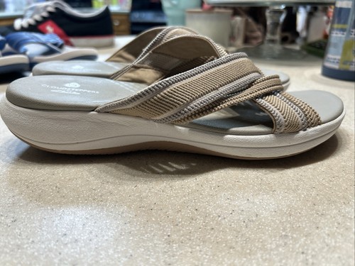 Clarks Cloud Steppers Slide Sandal Sand Beige, Size 8 - 第 2/10 張圖片