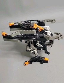 Bionicle Titans Boxor Vehicle with Matoran Nuparu 8556