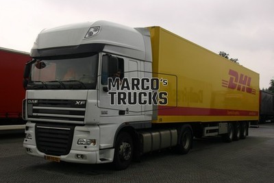 LKW Foto DAF XF Kofferauflieger Niederlande weiß DHL Express & Logistics. #j9jz