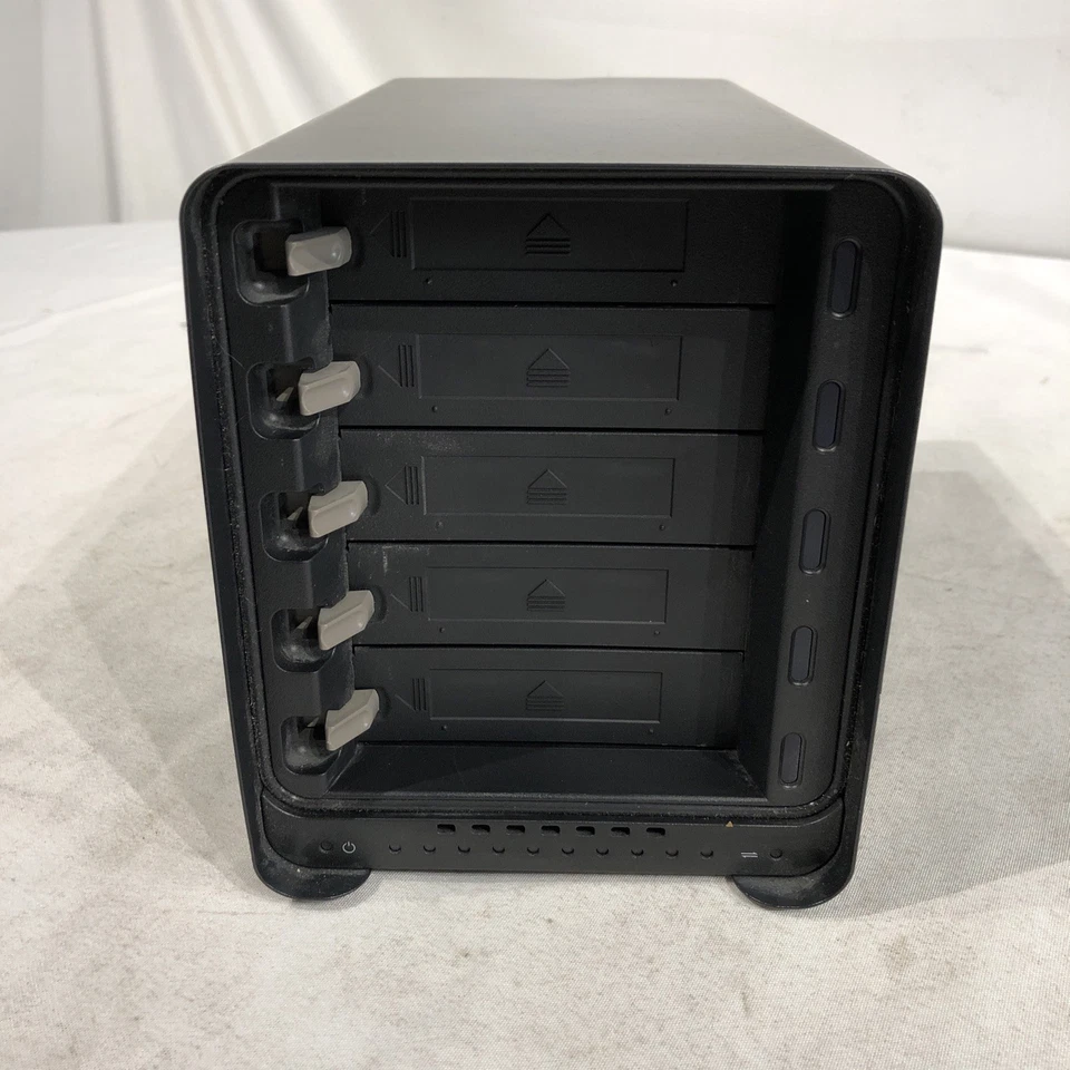 Drobo 5D DRDR5-A SIN cable ni DDS Foto 3 de 4