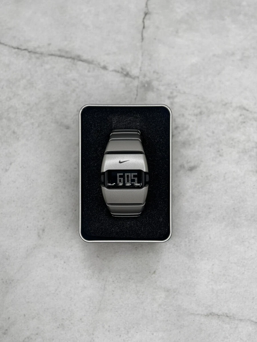 Nike アナログ時計 ブラック 100m防水美品 Nike 100 m (10 ATM) Water Resistance Digital Wristwatches for sale
