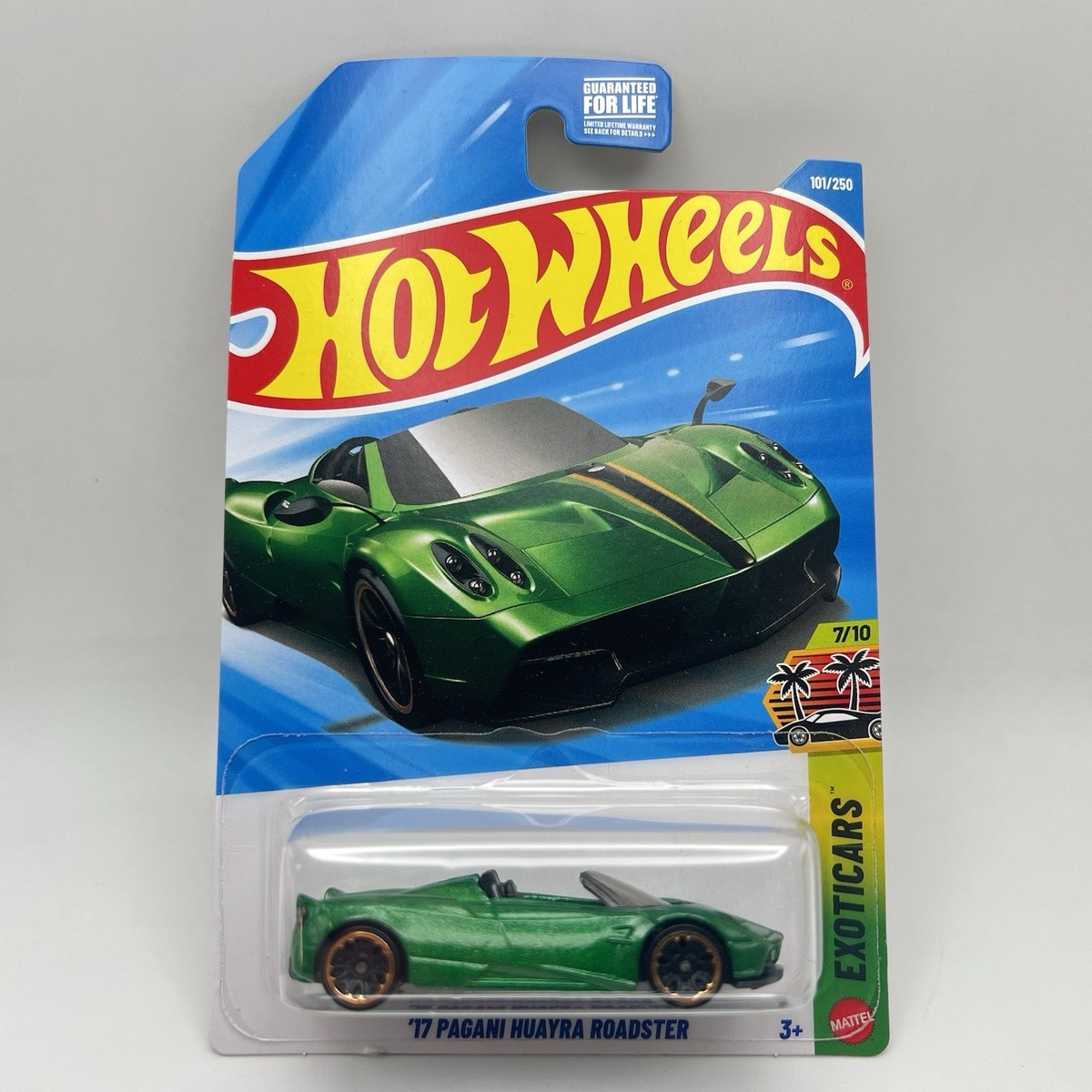 Hot Wheels '17 Pagani Huayra Roadster HW Roadsters 1:64 Green