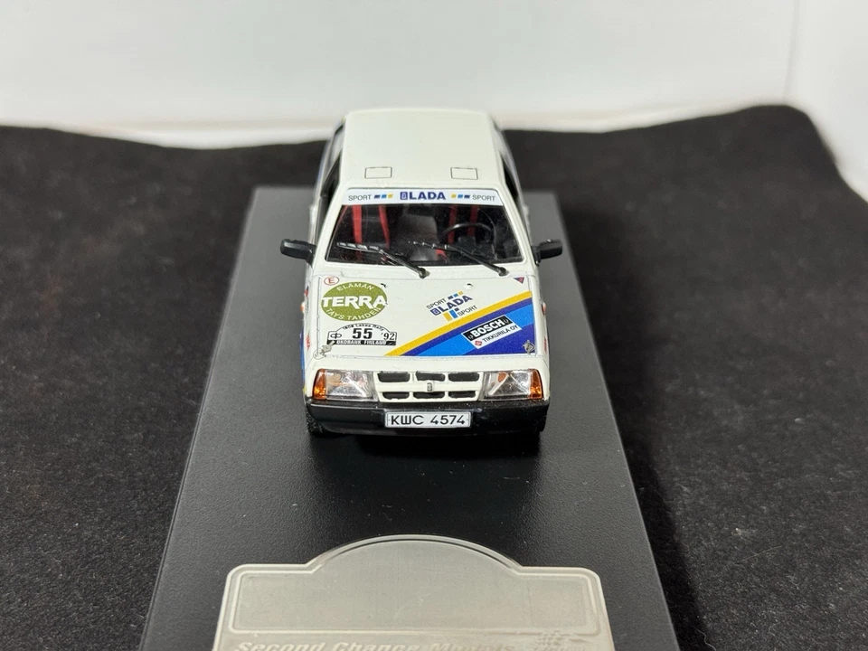 LADA 2108 SAMARA #55 A.ARTEMENKO-V.TIMKOVSKY 1000 LAKES RALLY 1992 Transkit 1:43 - Immagine 3 di 4