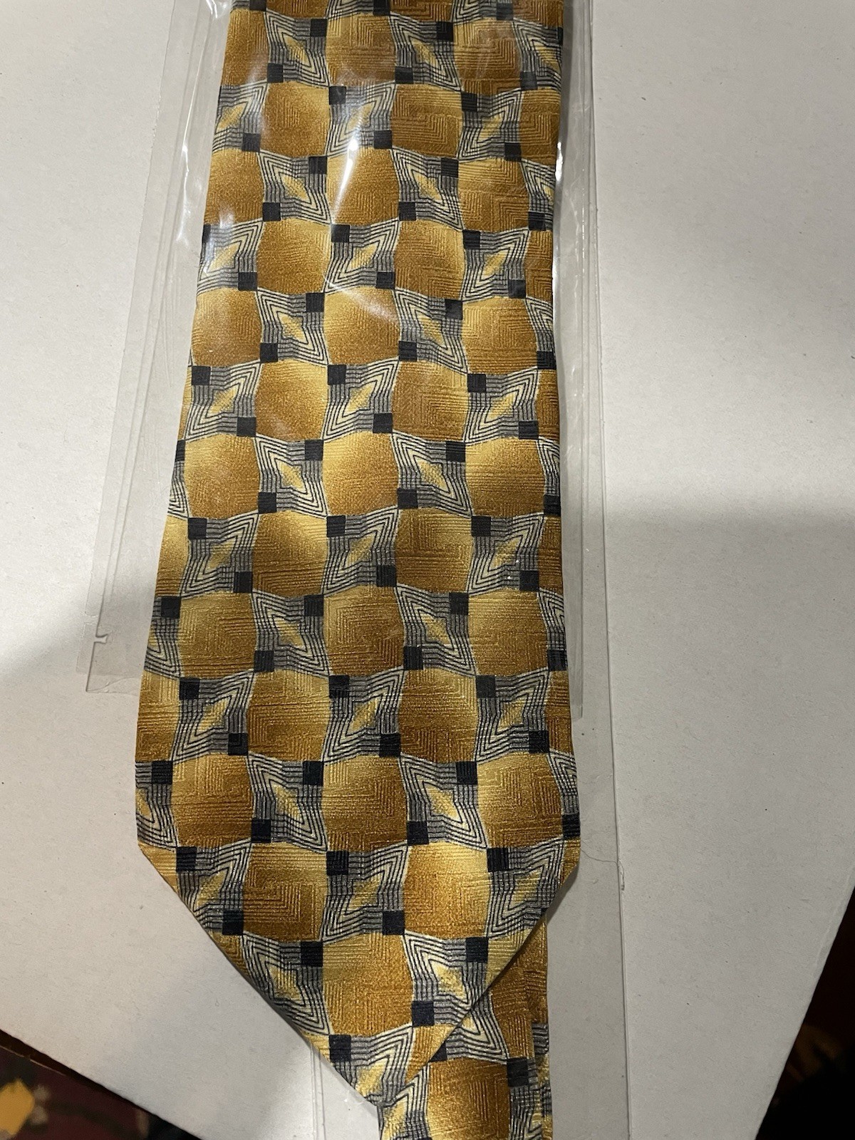 Picture 1 of 6