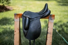 Custom Saddlery Black Icon Flight 17.5" + Cover USED ONCE
