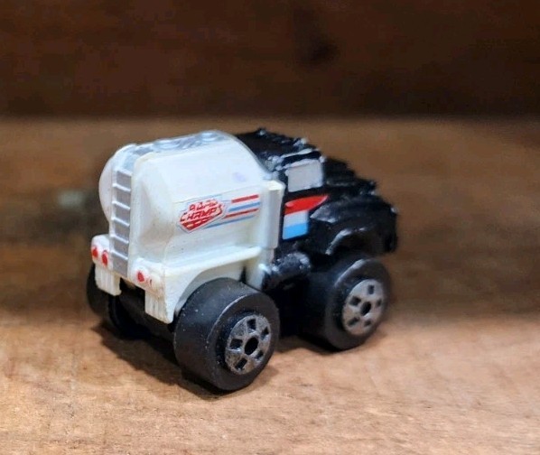 Picture 4 of 5