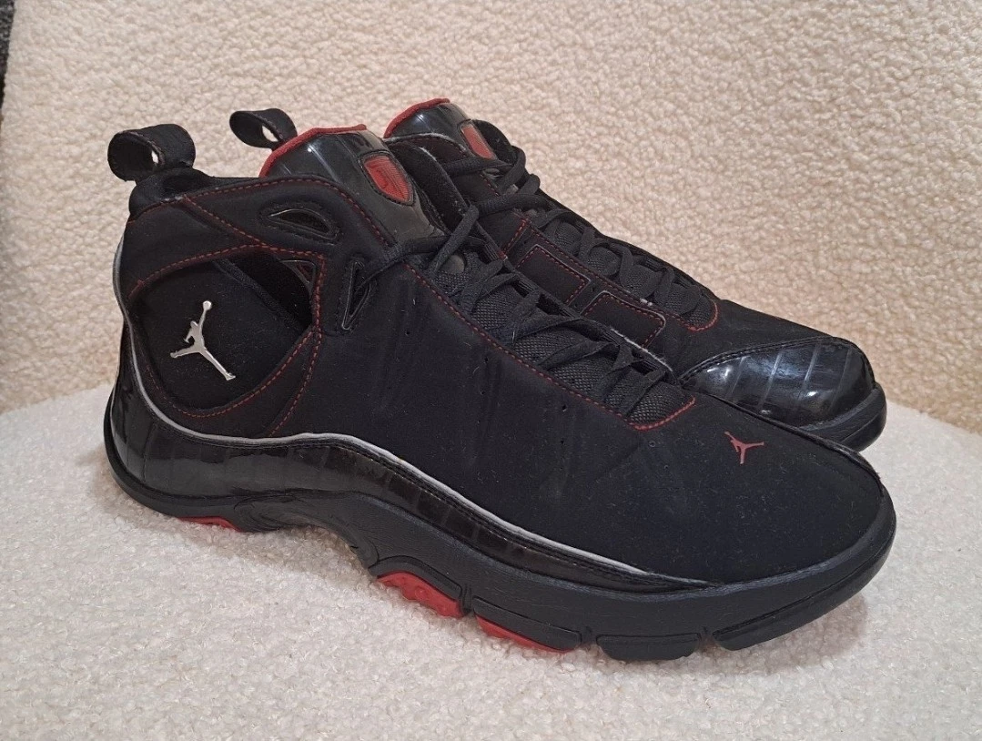 Jordan Jumpman Jeter Clutch Bred for Sale | Authenticity