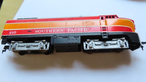 TYCO HO, Baldwin RF-16 “Shark Nose” Southern Pacific 210 - Picture 3 of 3