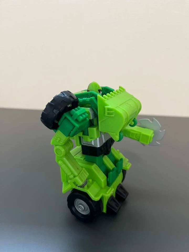 Transformers Auto Stinger Crusher Set - Image 3 of 4